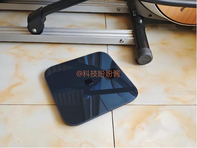 Pro炫彩大屏智能交互息屏也能连蓝牙麻将胡了上新啦！米家体脂秤S400(图3)